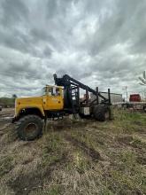 1994 Ford 9000 3 Bunk 16ft Bed Log Truck With Knuckle Boom Loader, Single Axle With Flotation Tires,