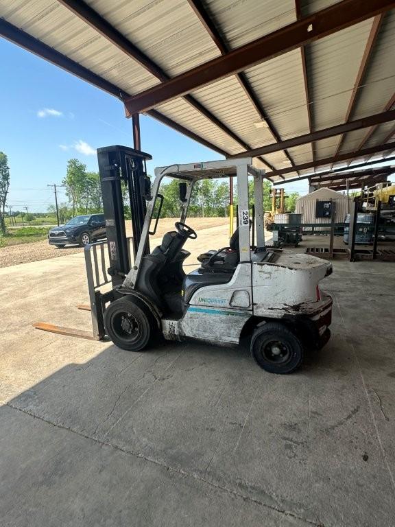 Unicarries 6000 Lb Forklift Model PFD60MS, Open Rops, 47inch Forks With Side Shift, Solid Tires, Die