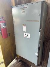 Square D 400 Amp Fused Disconnect And A 400 Amp Breaker Box With Breakers