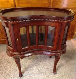 KIDNEY SHAPED MAHOGANY TEA TABLE