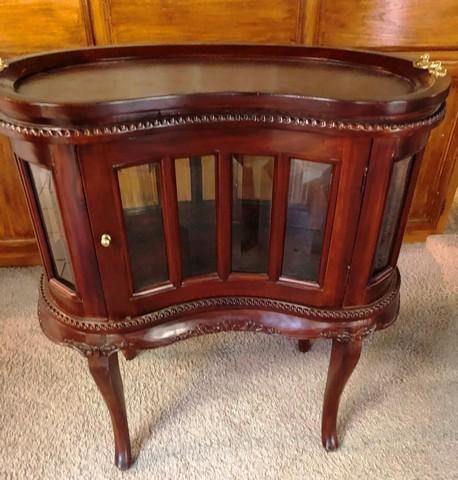 KIDNEY SHAPED MAHOGANY TEA TABLE