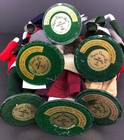 6 Byers' Choice Carolers
