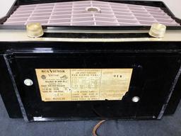 RCA Victor Glendon Tube Am Radio - Bakelite Case, Model 6-XO-5, 12½"x6½"x7½