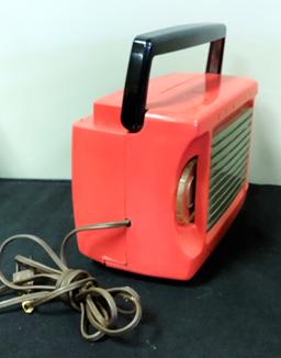 Zenith Zenette 1954 Portable Radio - Model M-403, 8"x4½"x6", Working