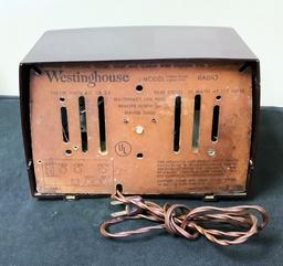 Westinghouse 1953 Tube Radio - Model H-382T5, 8¾"x6"x6", Working