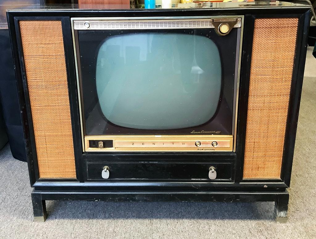 Vintage Zenith Console Television - Space Command 400, 40"x18"x33½", No Cor
