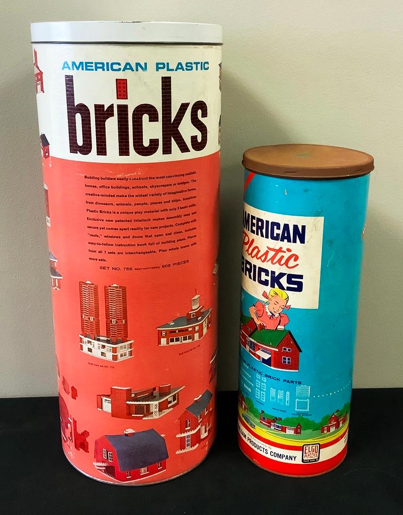 2 Barrels Of Vintage Plastic Bricks