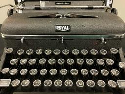 Quiet Deluxe Royal Typewriter - In Case