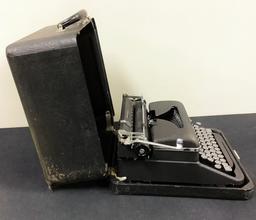 Quiet Deluxe Royal Typewriter - In Case