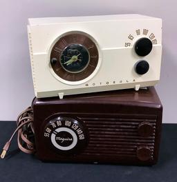 Motorola 1954 Clock Radio - Model 53C, 10"x5½"x6", Working;     Maquire 194