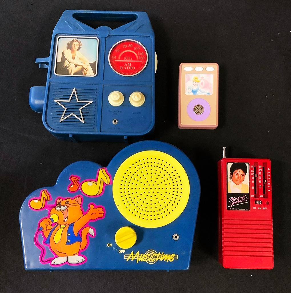 Misc. Pop Culture Radios - As Found