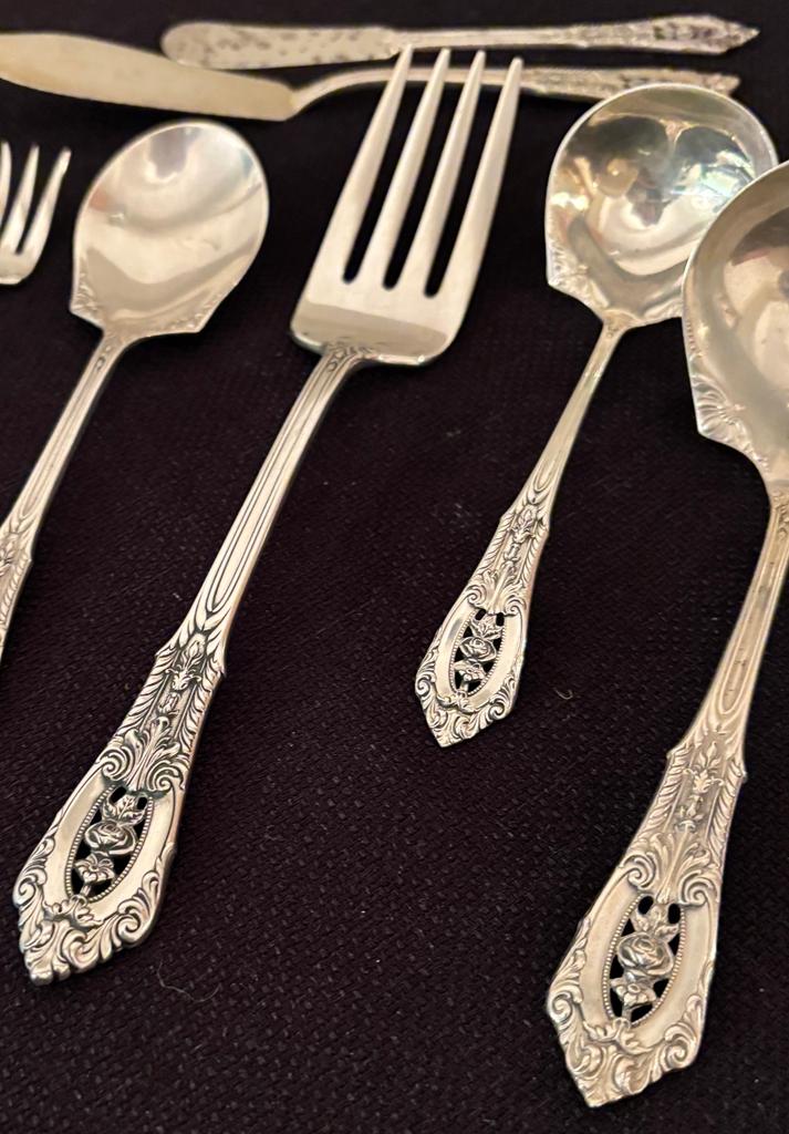 8 Pieces Wallace Sterling Rosepoint Flatware - Largest Is 8", 9.55 Ozt