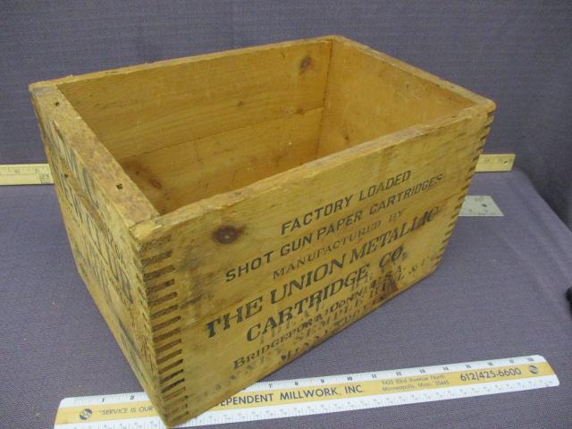 UMC New Club Wood 12 Ga. Shell Box