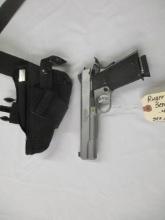 Ruger SW 1911 semi auto 45 cal ser. 670-43370