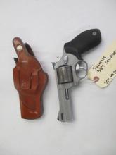 Taurus 357 Revolver w/holster Ser. KT285451