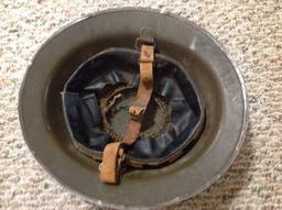 Original Outstanding Ww1 Doughboy Military Helmet Og Paint Unit Marked