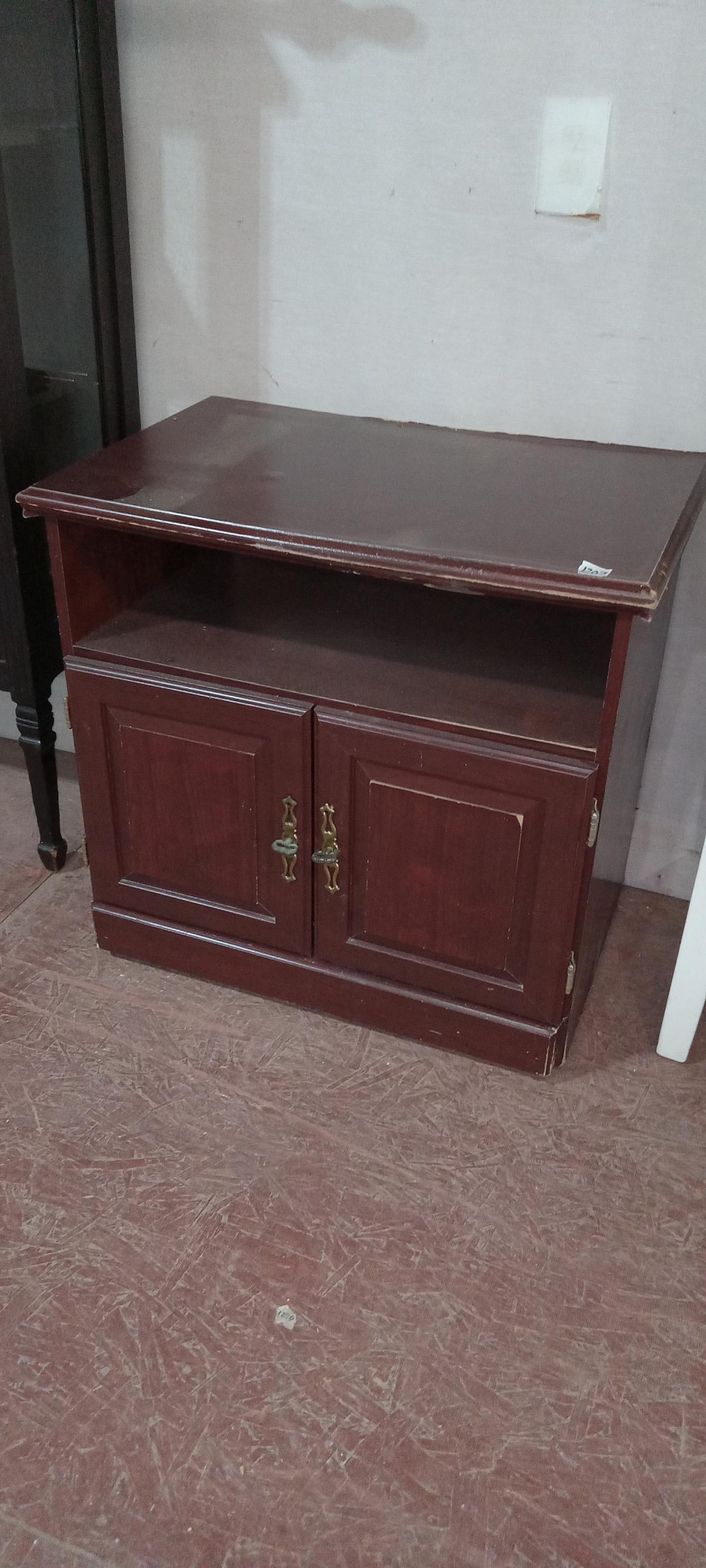 Laminate TV Cabinet w/ Storage
