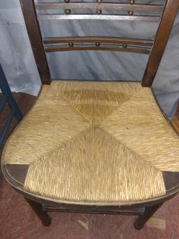 Vintage Rush Bottom Side Chair