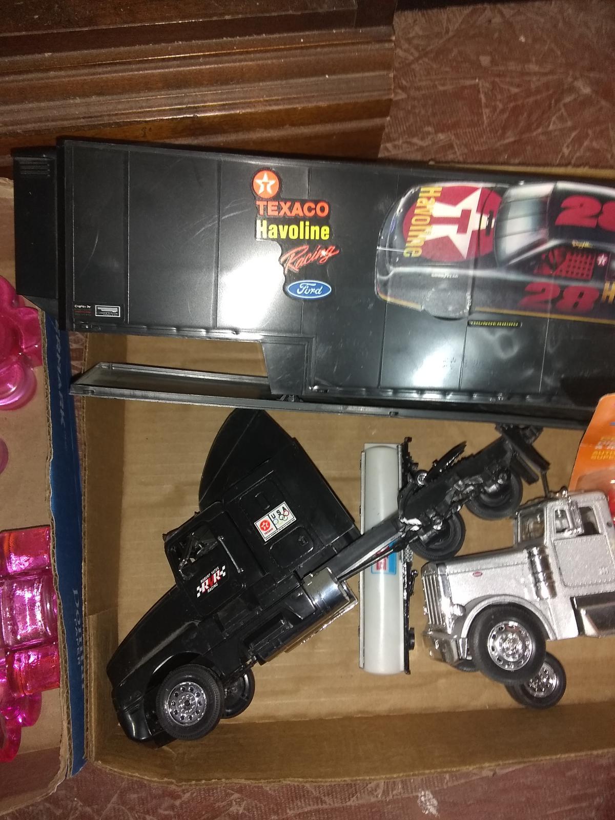 BL-Assorted Nascar Model Toys