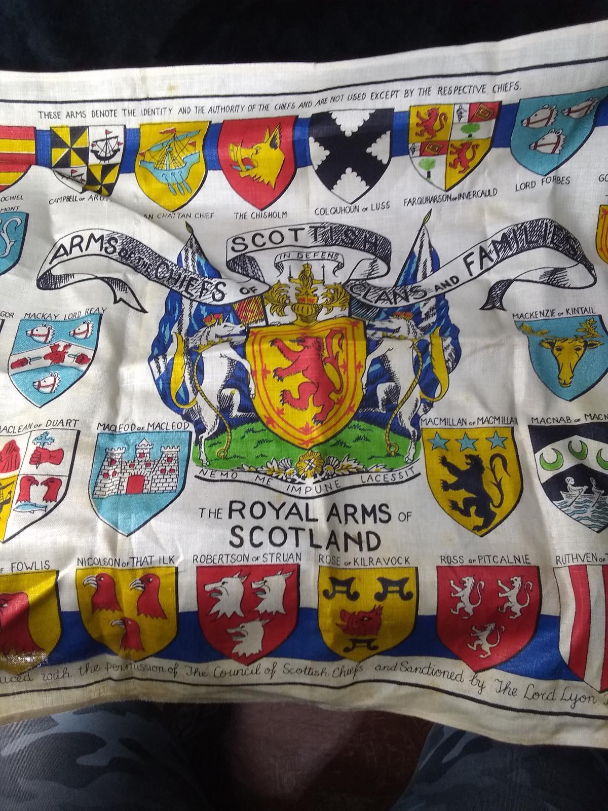 Linen-The Royal Arms of Scotland Tapestry
