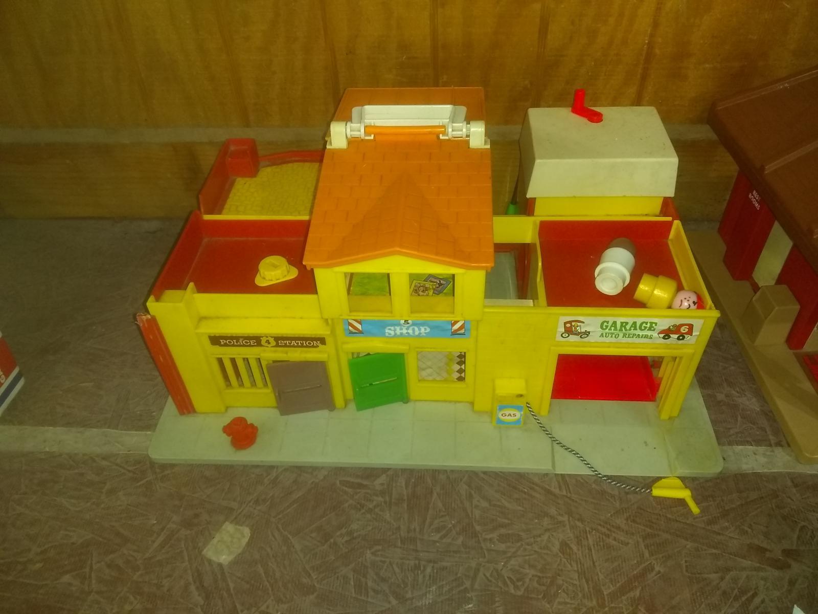 BL- Vintage Fisher Price  Play Town Village Set