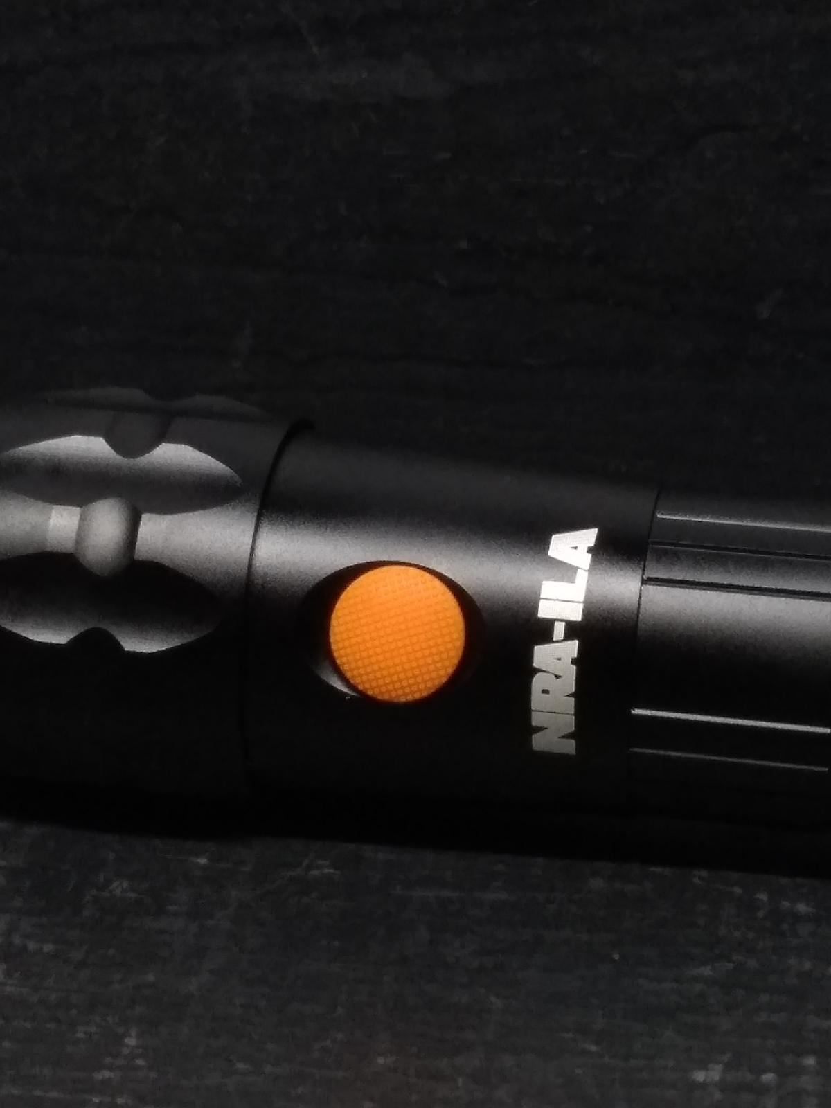 LED Flashlight -NEW