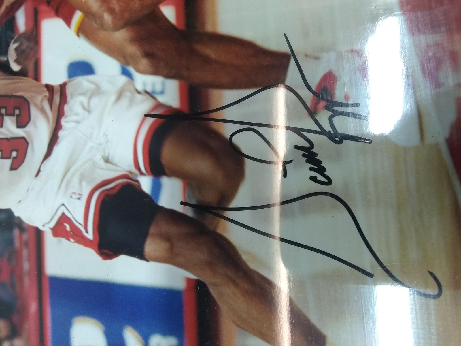 Scottie Pippen Chicago Bulls Authenticated Signed Photo Plaque