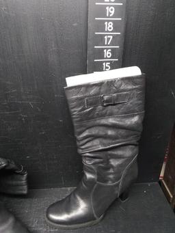 Pair Ladies Aldo Black Leather Boots Size 97