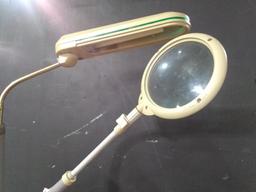 Fluorescent Floor Lamp w. Magnifying Glass