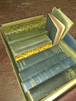 BL- Assorted Vintage Books