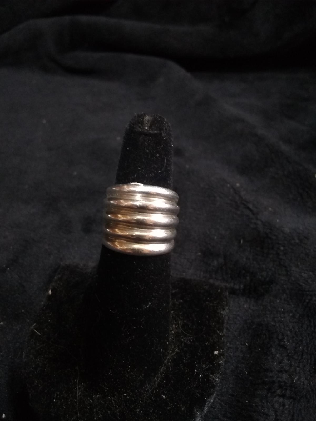 Sterling Silver Ribbed Ring