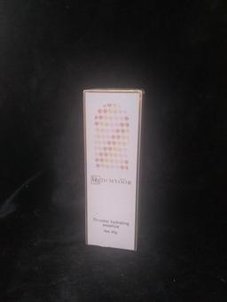 DM Di'Myoor Tri-Color Hydrating Essence