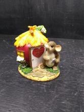 Charming Tails "Home is Where the Heart Is" Figure