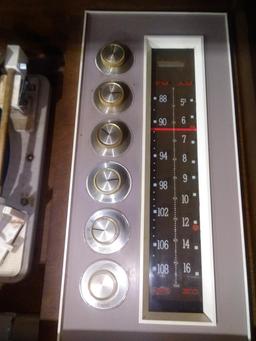 Vintage Packard Bell FM Stereo Multiplex in Mahogany Cabinet with Matching Speakers
