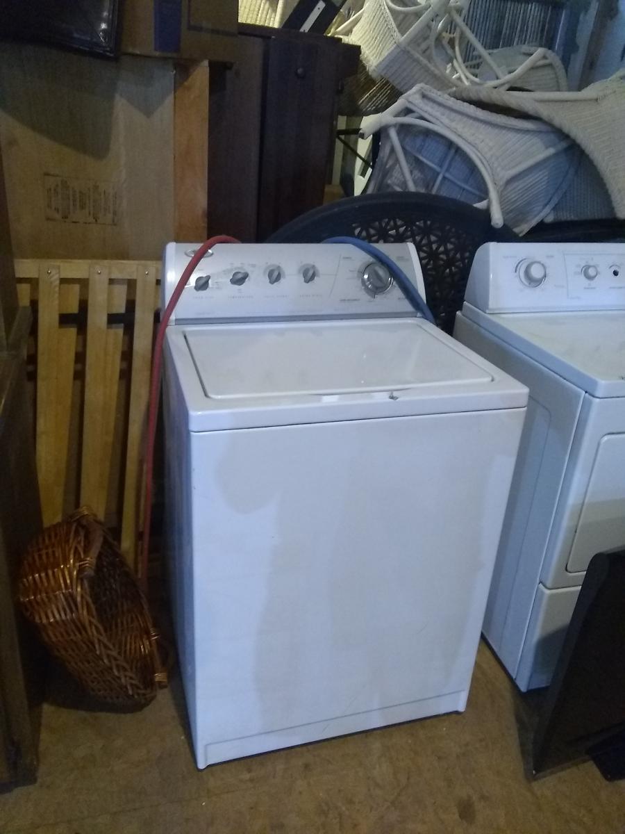Warehouse-Whirlpool Washing Machine with Agitator