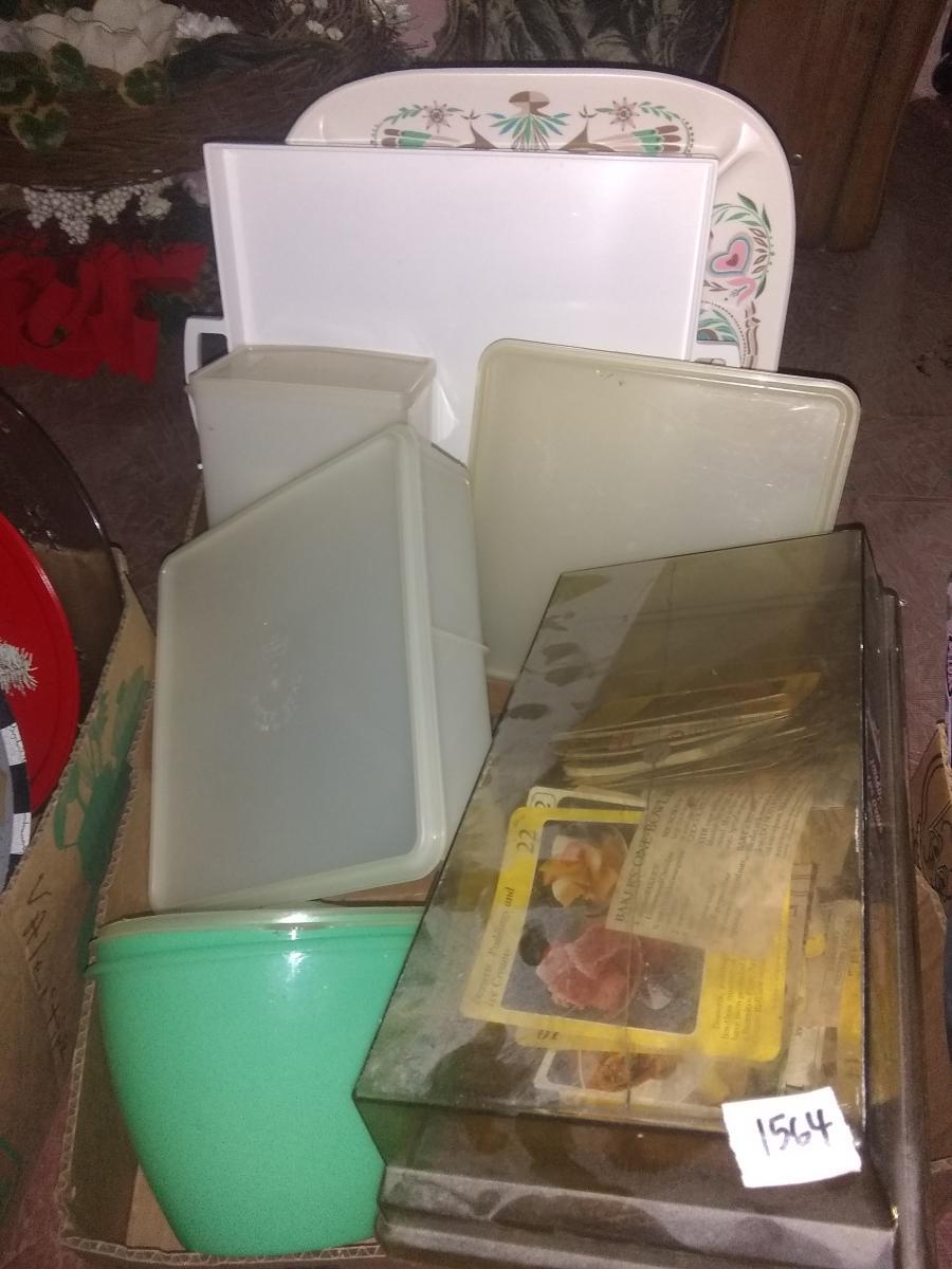 BL-Assorted Plastic Kitchen Storage-mostly Tupperware