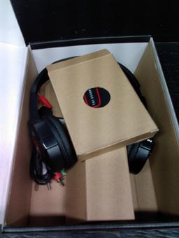Pair Wireless Headphones-NIB