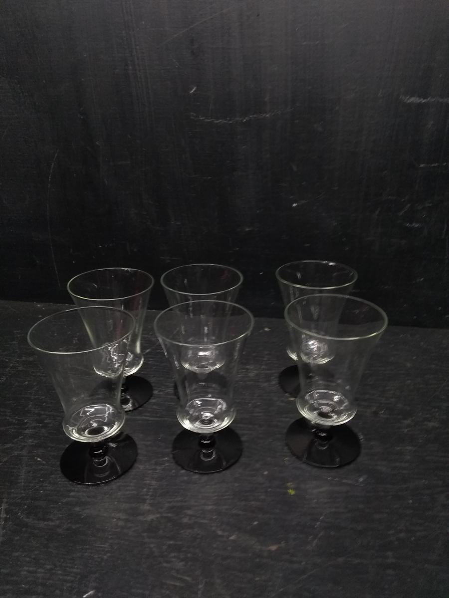 Collection 6 Crystal and Black Base Stems