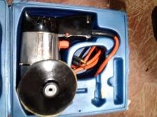 BL-Black and Decker Electric Drill