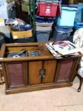 Warehouse-Vintage MCM Garrand Stereo AM/FM Record Player Console