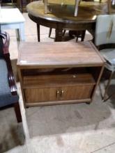 Warehouse-Laminate Rolling Microwave Cart