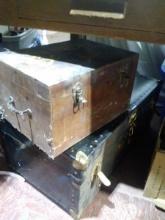 BL-Footlocker and Wooden Storage Box "Science Kit"