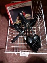 BL-Kitchen Utensils, Cookbooks, Wire Basket