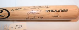 MINNESOTA TWINS AUTOGRAPHED RAWLINGS BAT