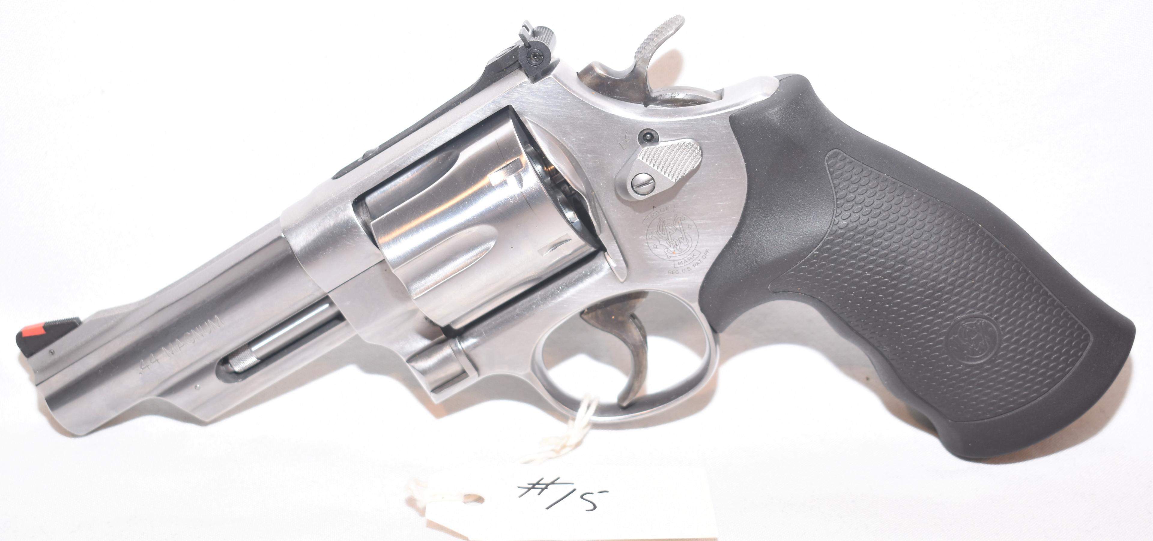 SMITH & WESSON .44 MAGNUM REVOLVER