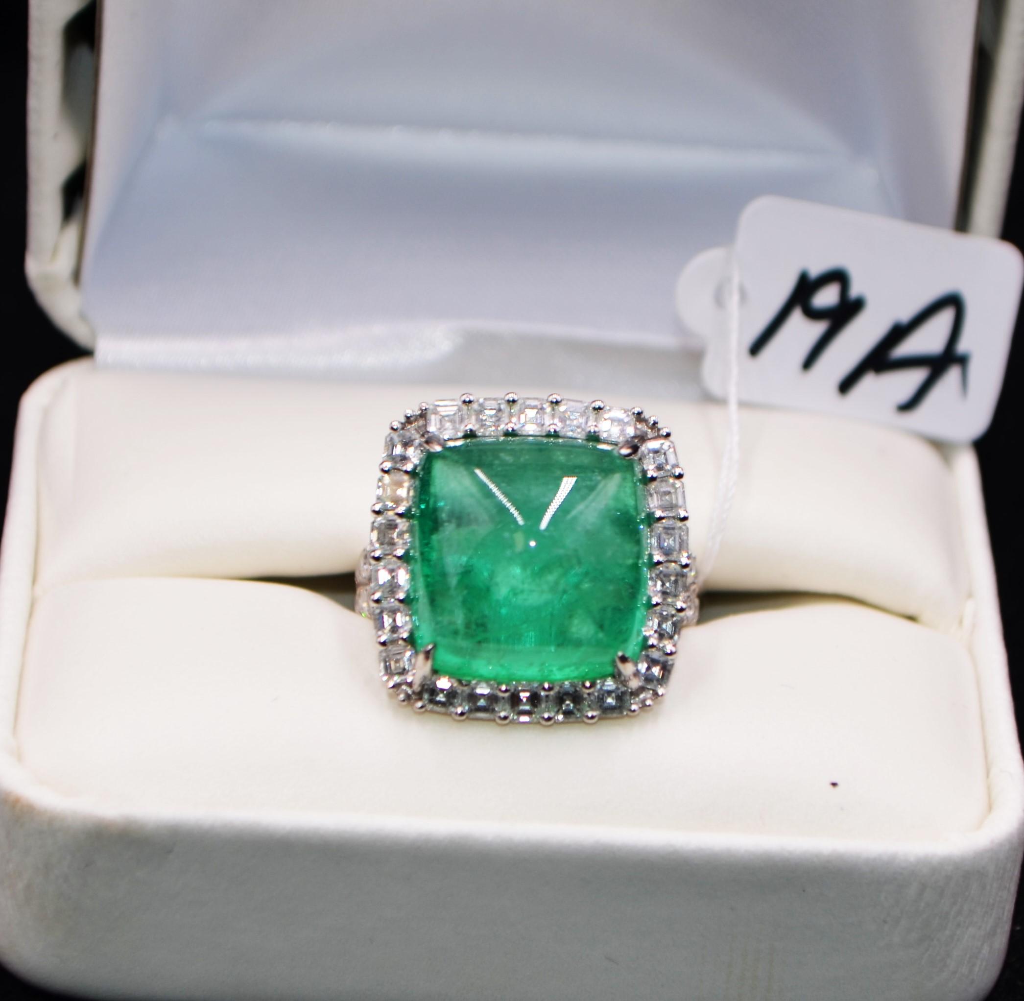 FABULOUS 17.09 CTTW EMERALD & DIAMOND 18K RING