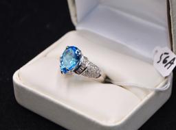 LADIES 8.45 CTTW BLUE TOPAZ & DIAMOMD 18K RING