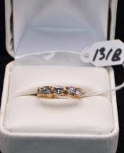 LADEIES 14K YELLOW GOLD DIAMOND RING.