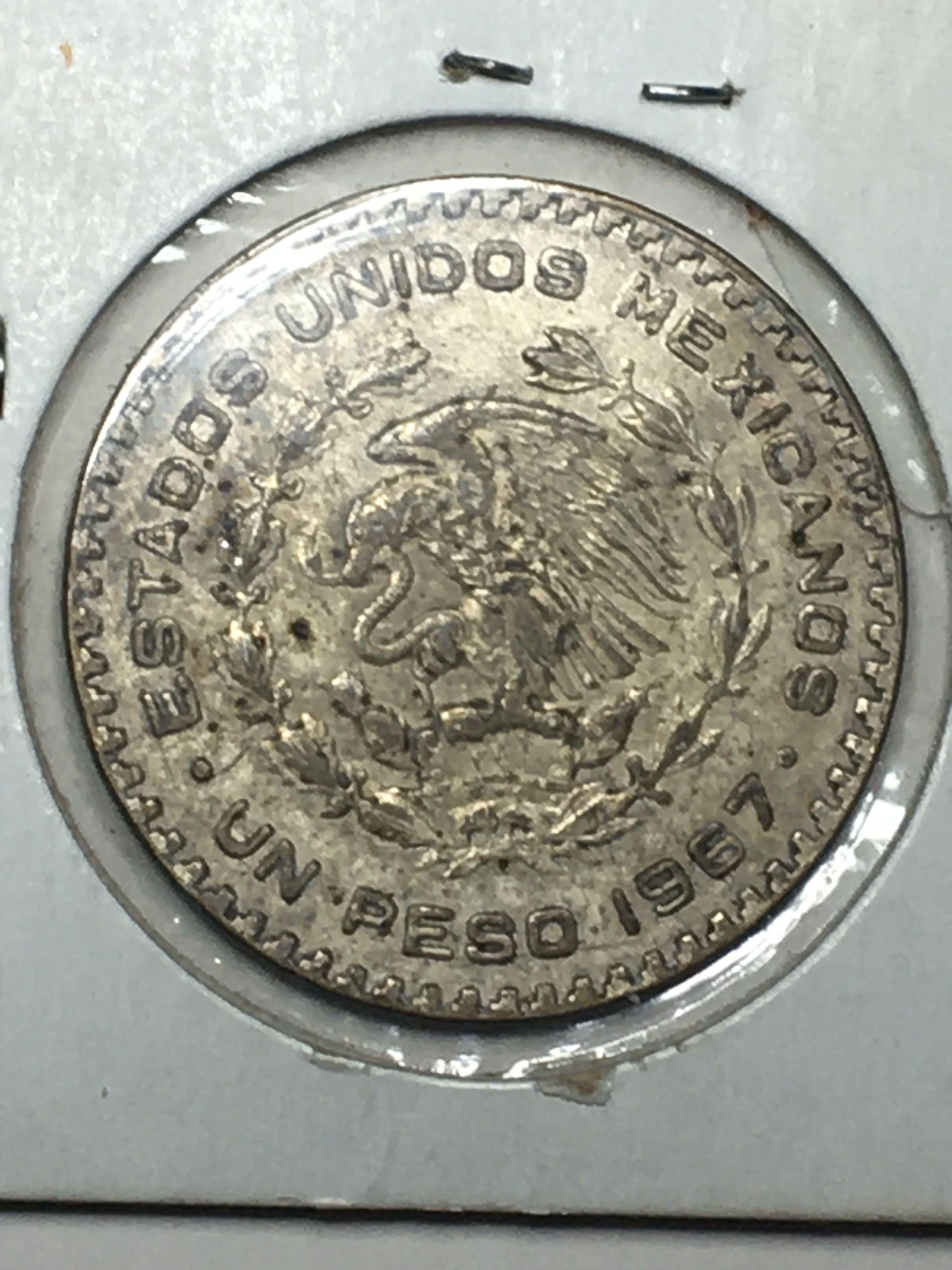 1967 Mexican Silver Dollar Un Peso