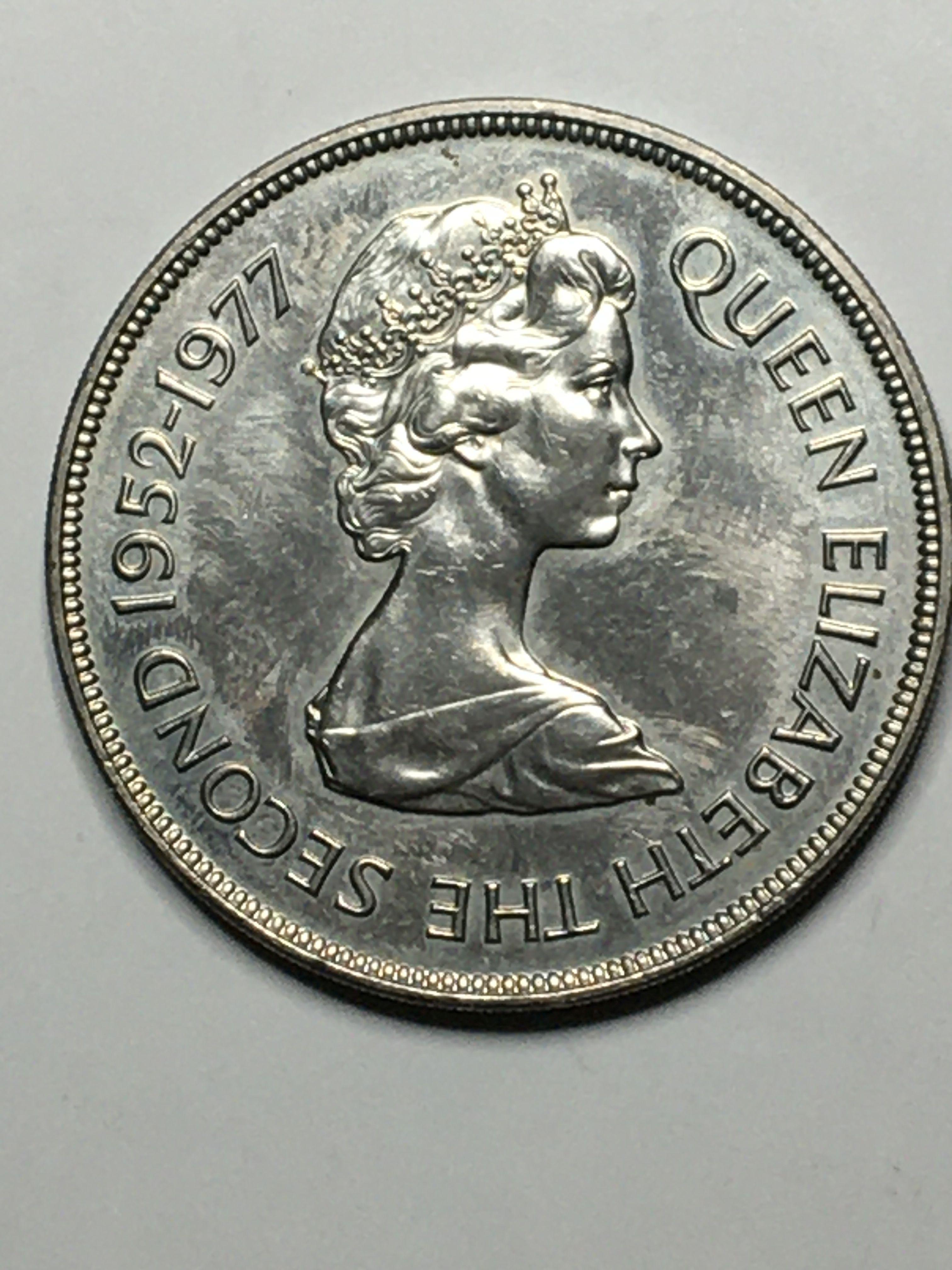 Queen Elizabeth II Bailiwick Of Guernsey 25 Pence